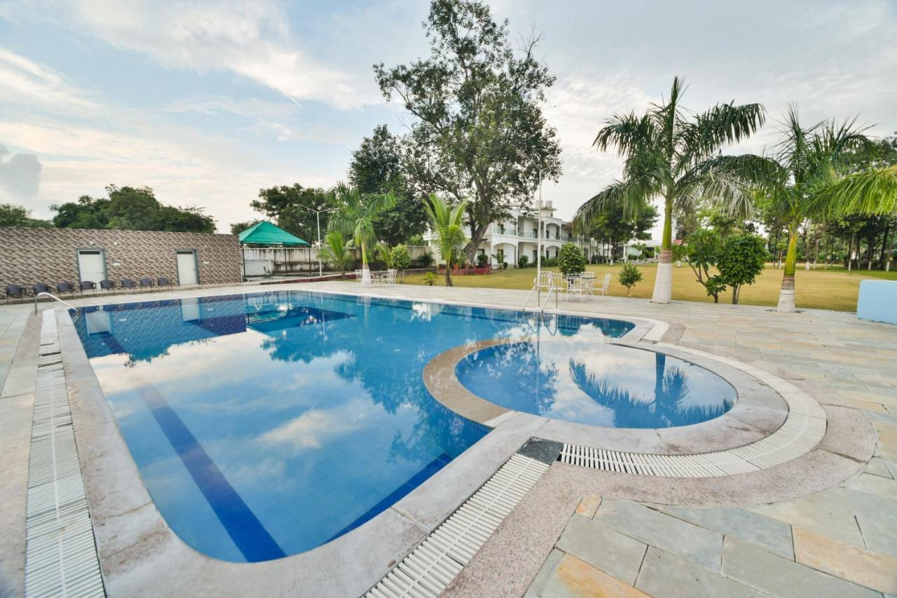 Palette - The Elegance Resort Chittorgarh Екстериор снимка