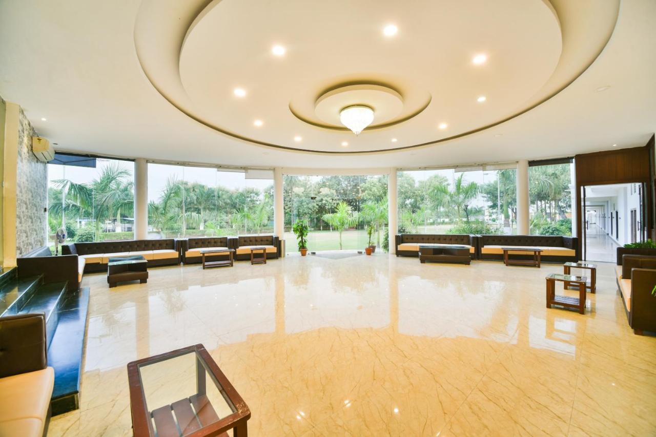 Palette - The Elegance Resort Chittorgarh Екстериор снимка
